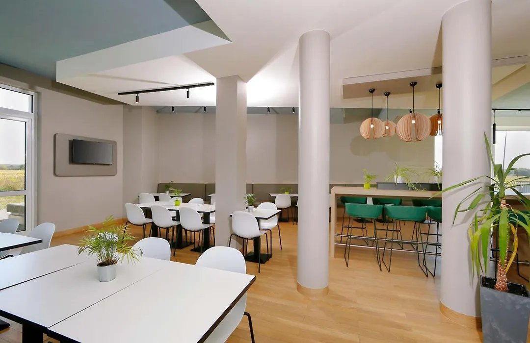 B&B Hotel Berlin-Airport-1
